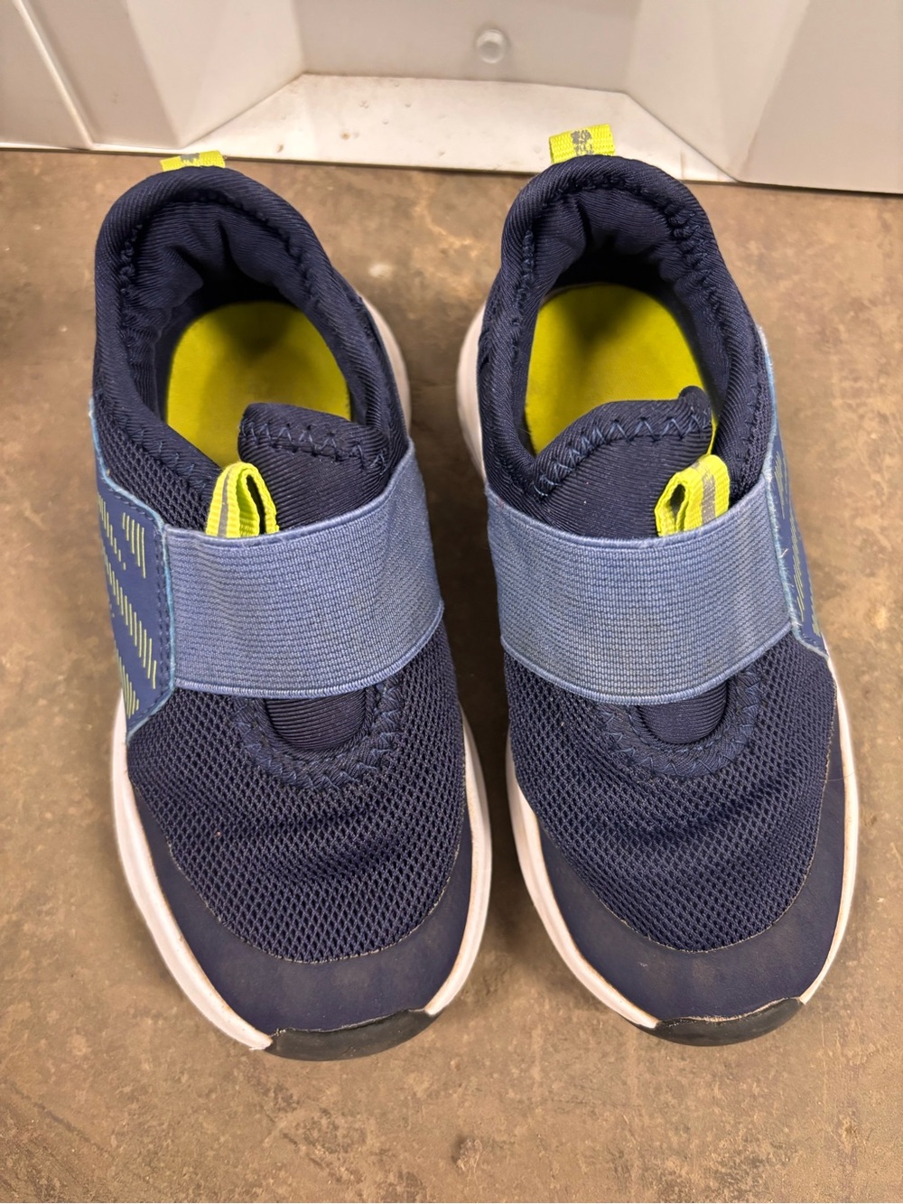 Kids Navy and Lime Slip-On Athletic Shoes 9 little boys